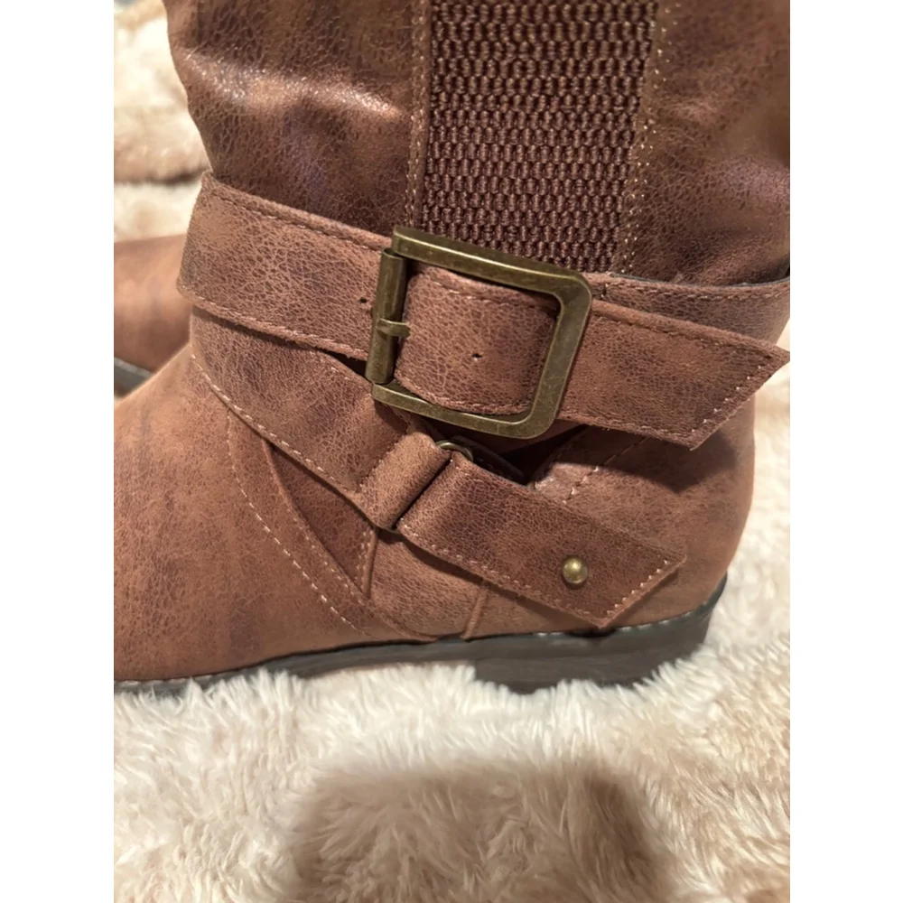 B52’s by Bullboxer Women's tall vegan leather Boots Brown US 7